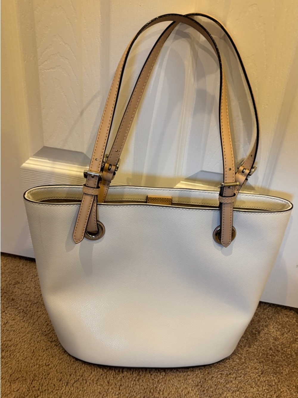 Michael Kors Neutral Beige Shoulder Bag - Logo Interior